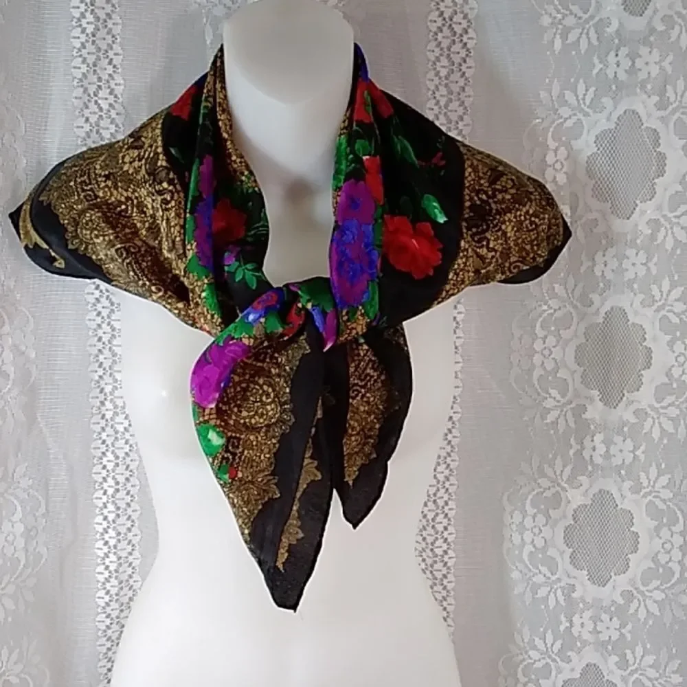 Vintage Silk 100% Women Scarf Size 30x30